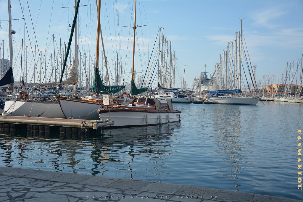 2024 09 21 TOULON- AUTOUR DU PORT (3).JPG